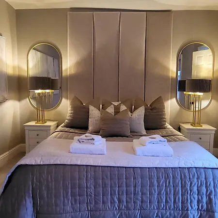 Friargate House * 约克